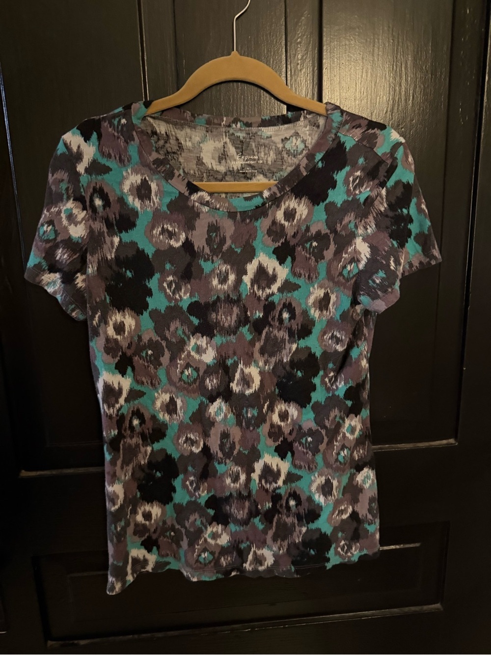 Express Teal, Gray and Black Short-Sleeve Patterned Tee